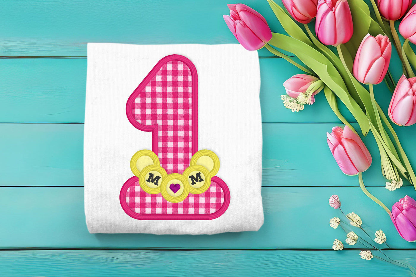 Number 1 Mom or Mum with Necklace Applique Embroidery