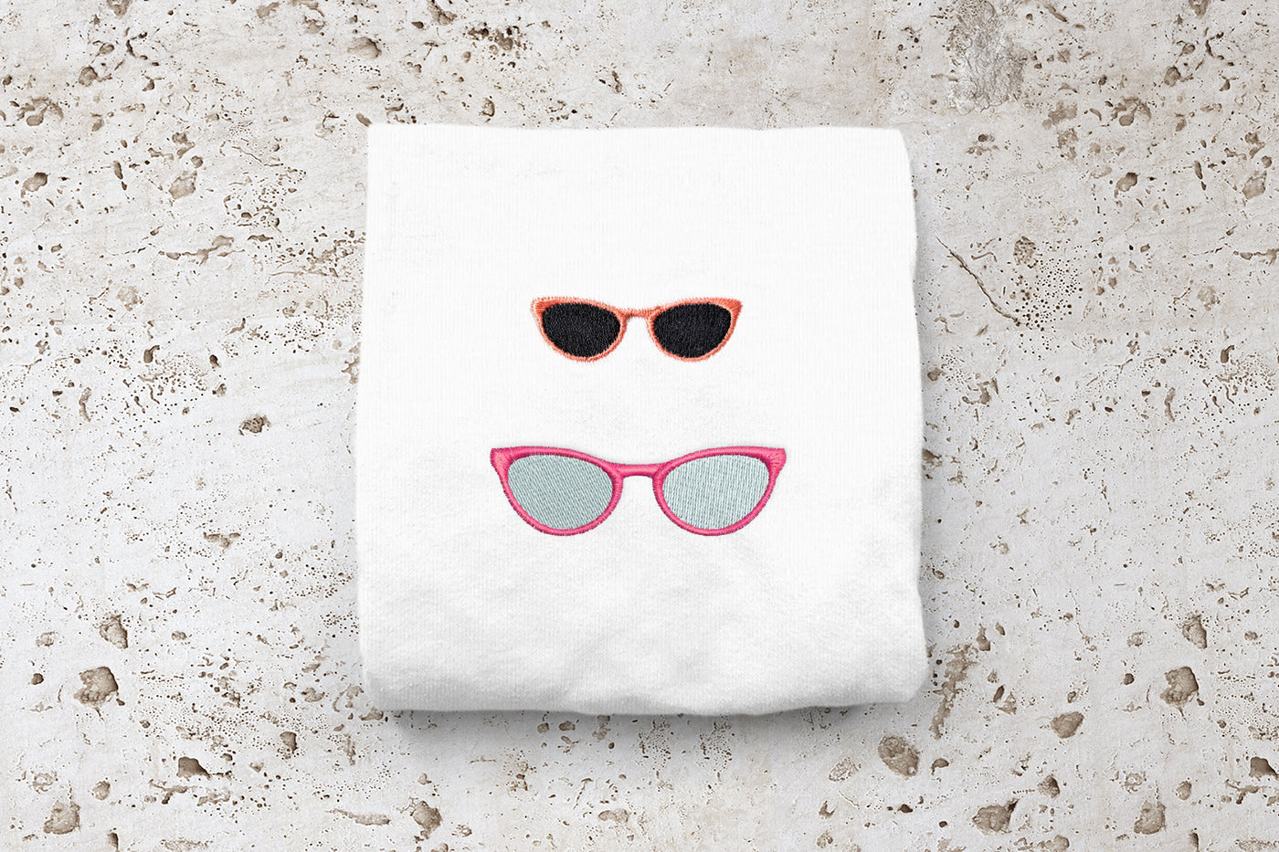 Vintage Bookworm Glasses Embroidery File
