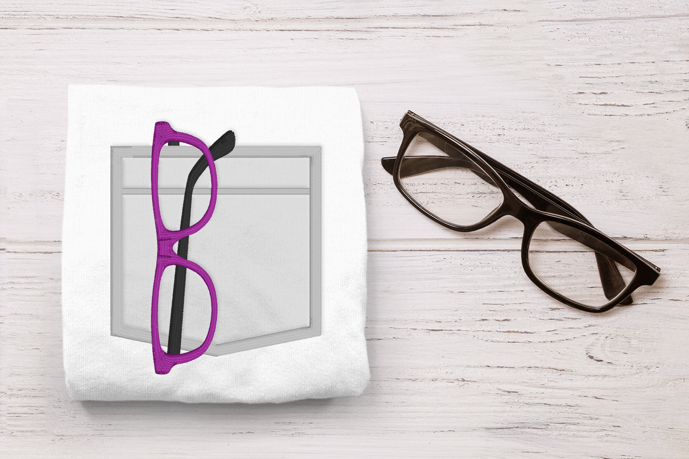 Mock Pocket with Glasses Applique Embroidery