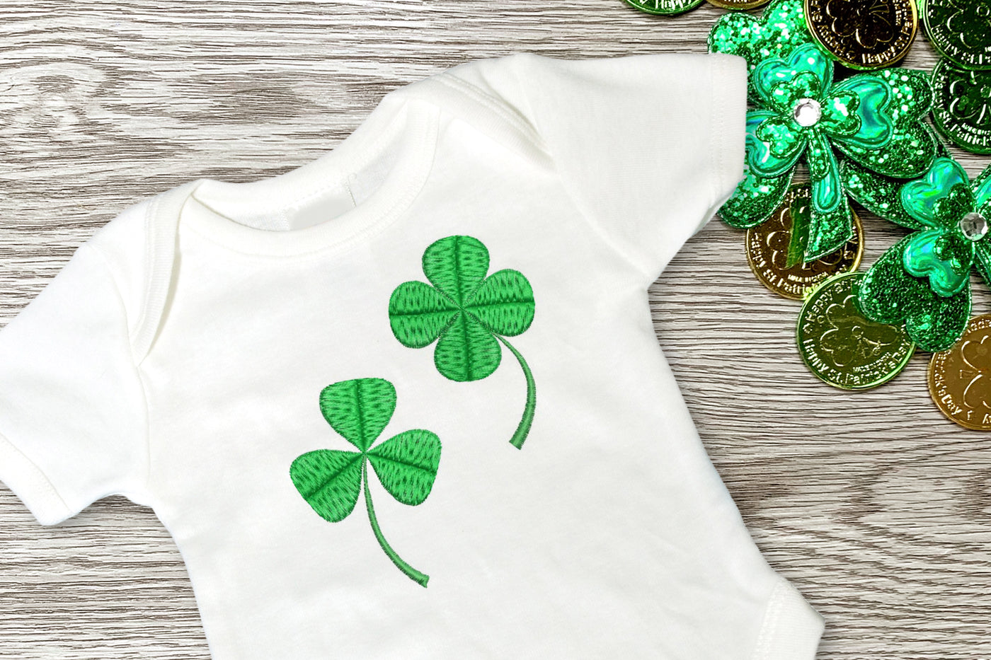 3 and 4 Leaf Clover Mini Embroidery Duo