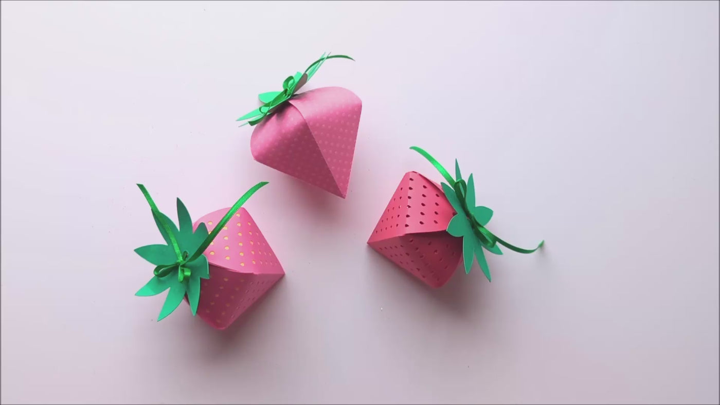 3D Strawberry Box SVG product demo video