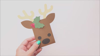 Product demo video for reindeer gift card holder