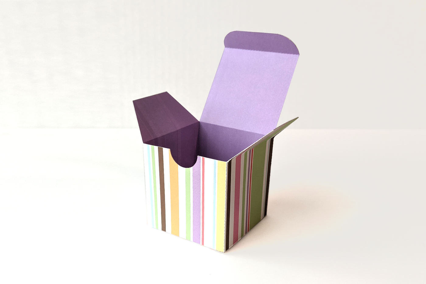 Cube gift box SVG design