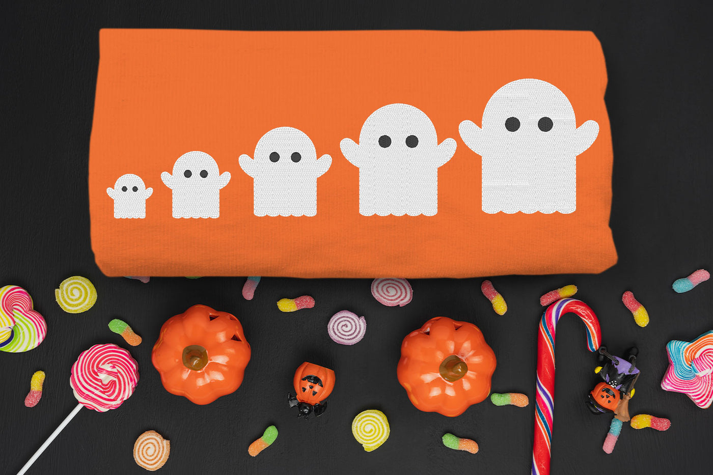 Cute ghost mini embroidery design file in 5 sizes