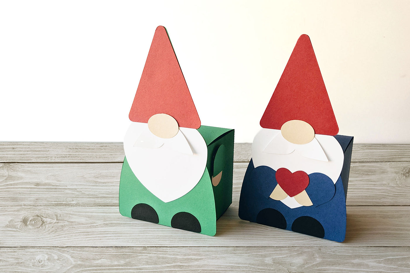 gnome gift box svg