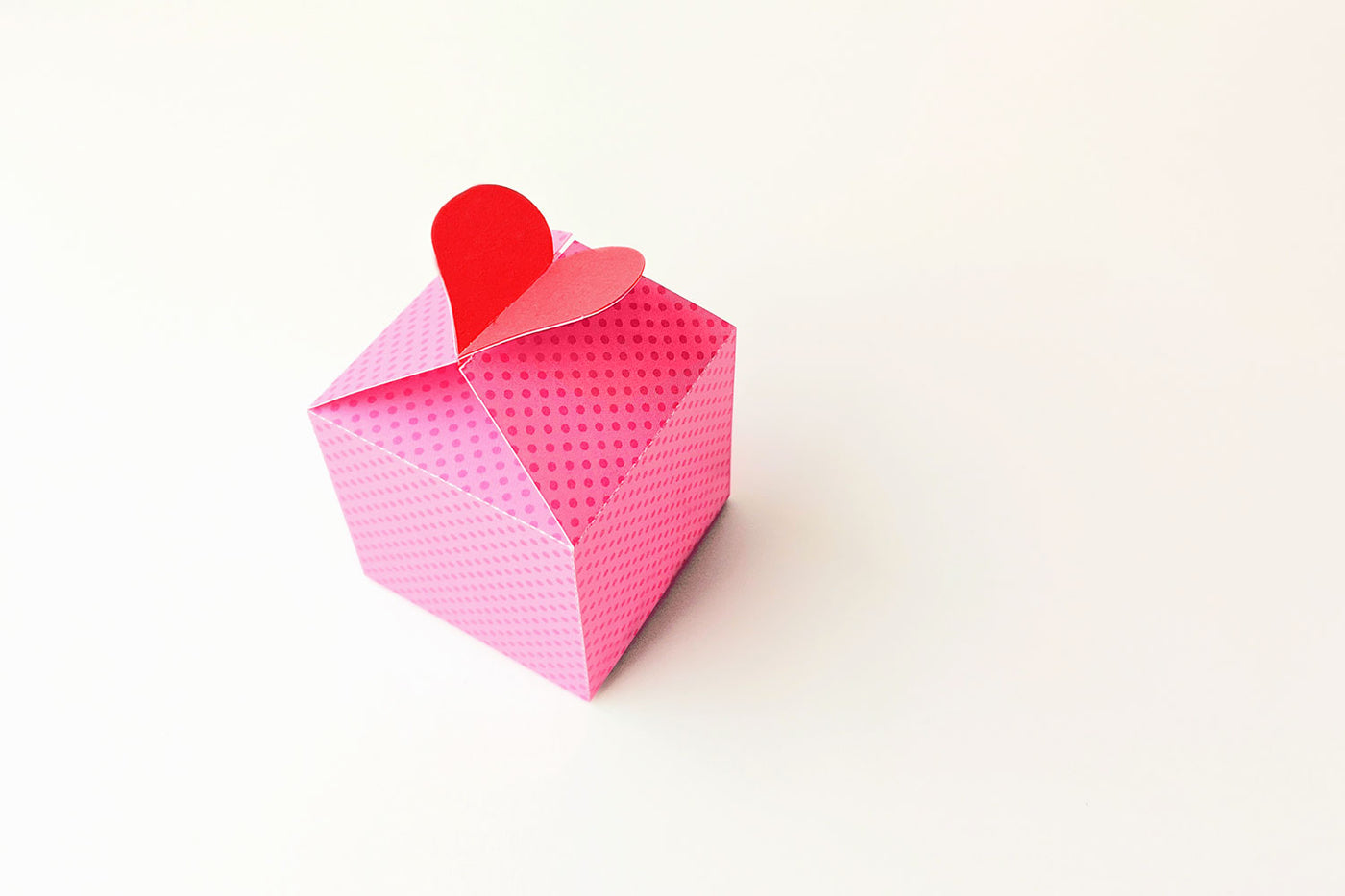 Small gift box with heart top svg design
