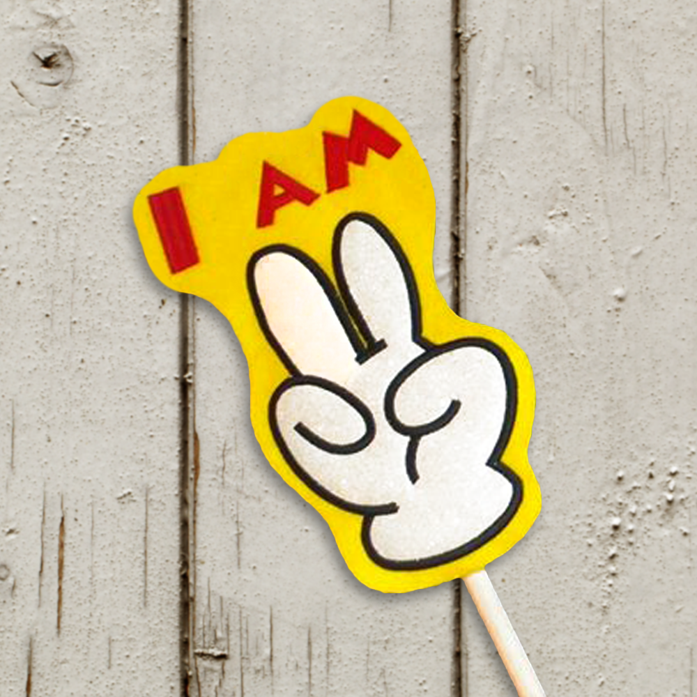 Toon applique glove holding up 2 fingers and words "I am"