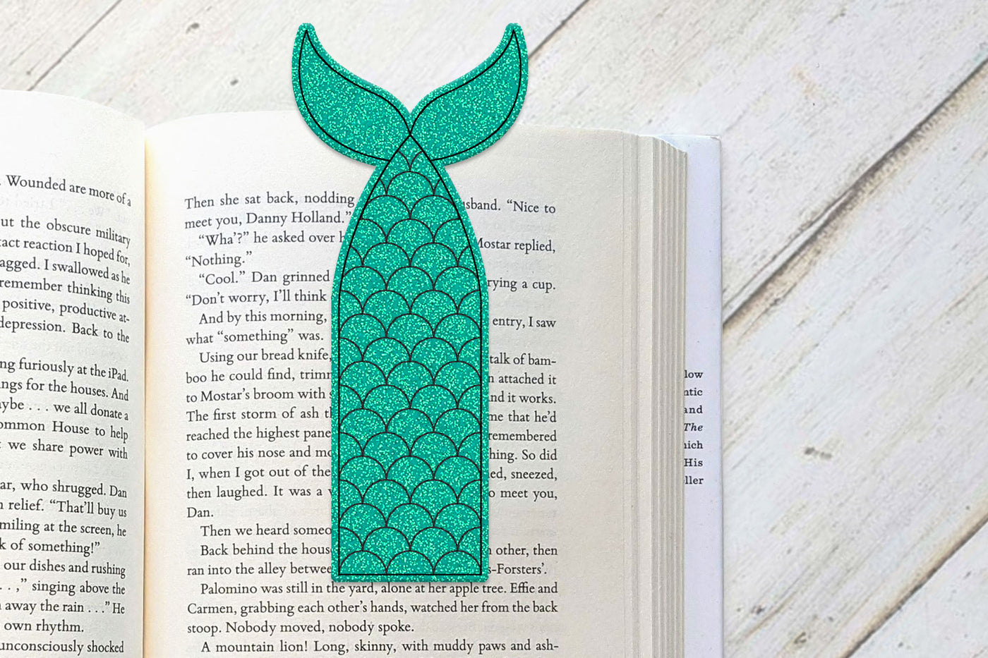 Mermaid tail bookmark ITH in the hoop applique embroidery design file