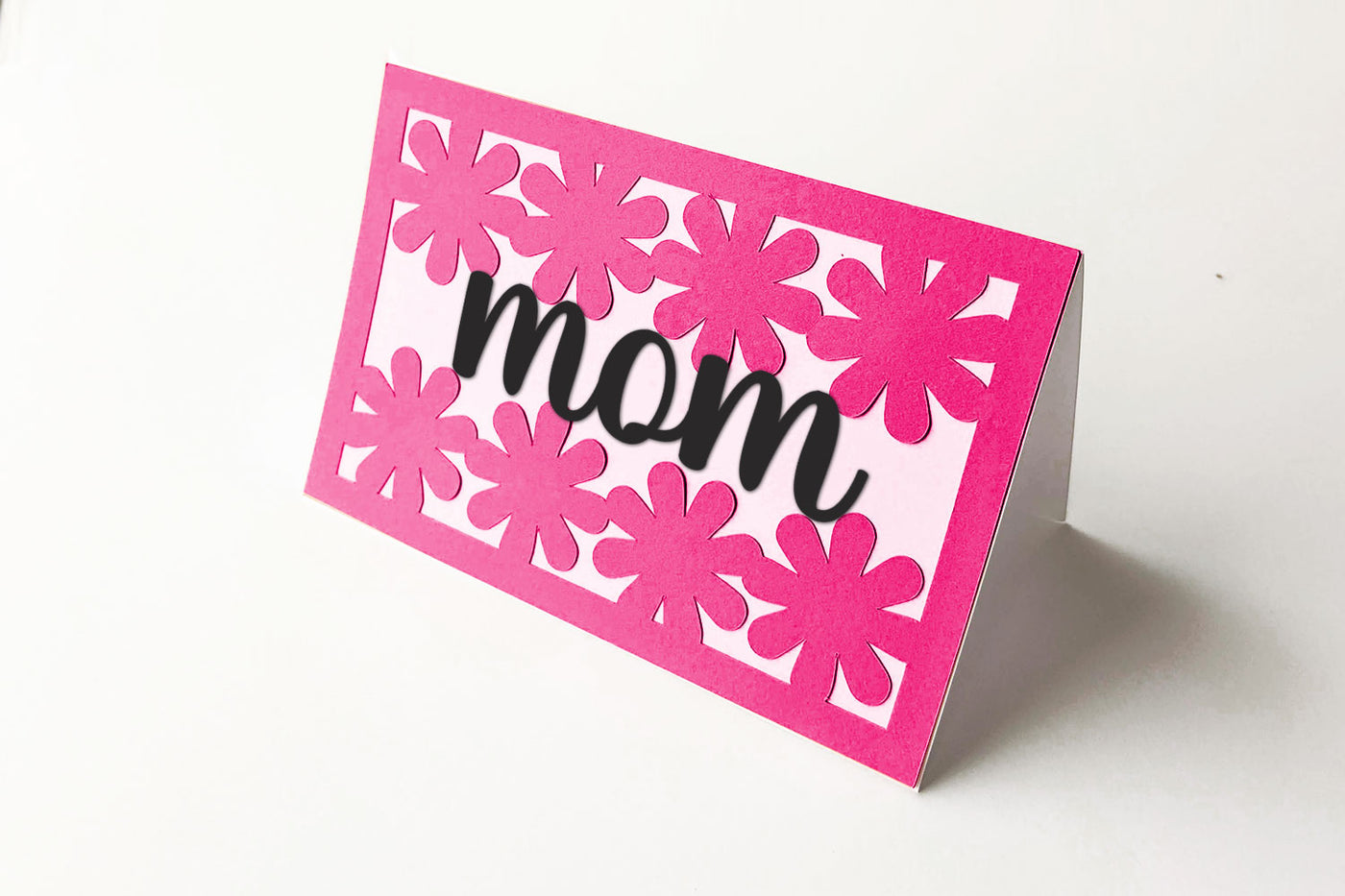 mom card with flowers