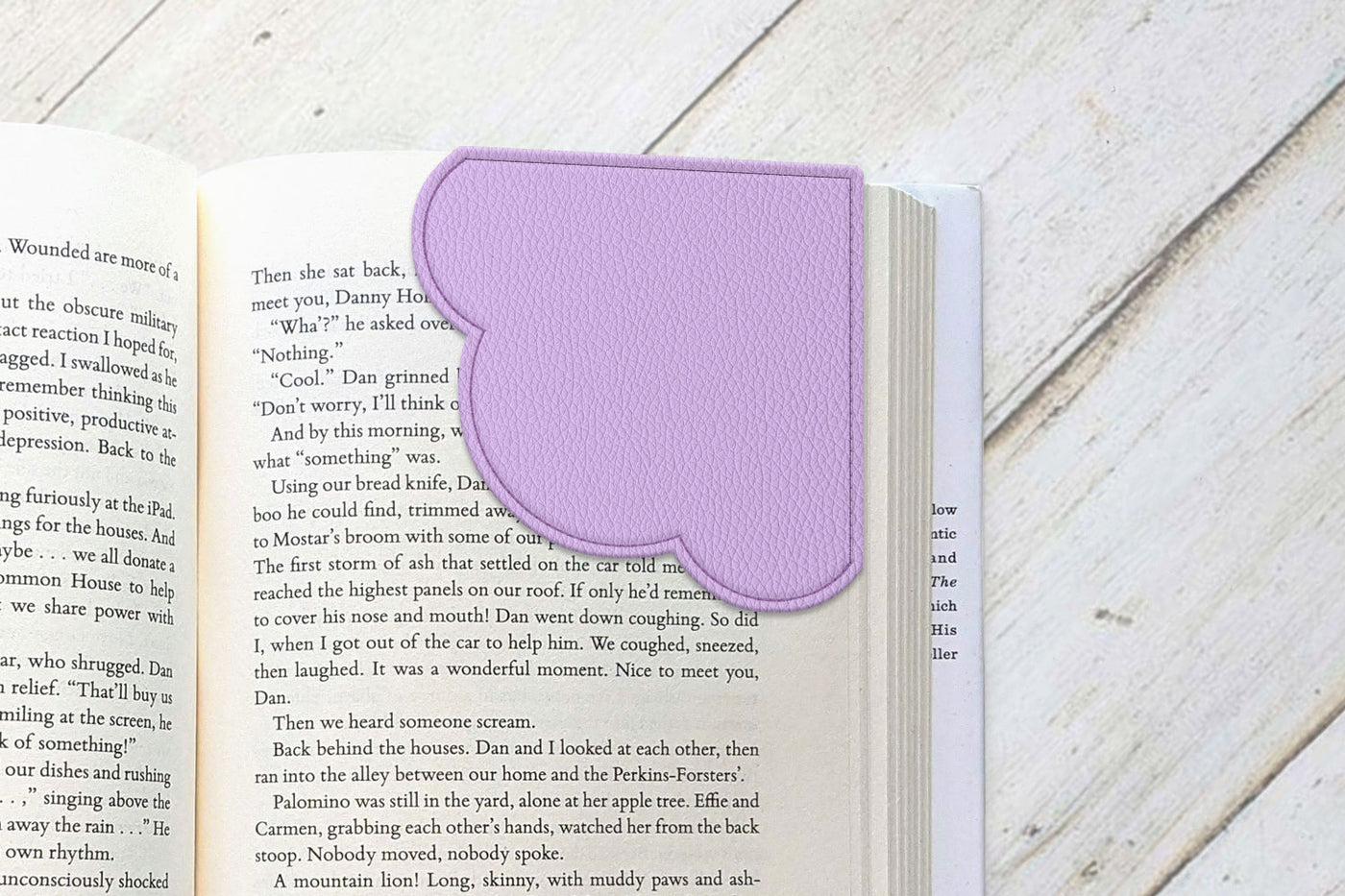 scallop edge corner bookmark ith in the hoop applique embroidery design file