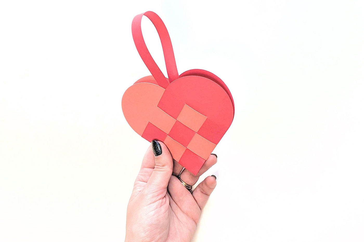 Woven heart basket SVG template