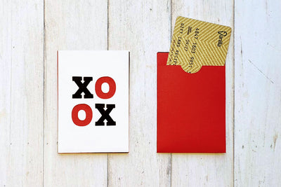 XOXO gift card holder SVG design