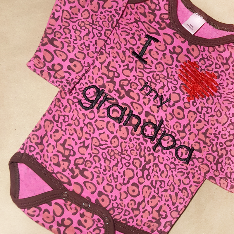 Embroidered design that says "I heart my grandpa"