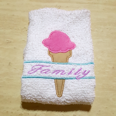 Ice cream cone applique with a split in the middle