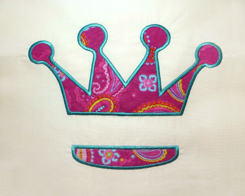 Crown split applique design
